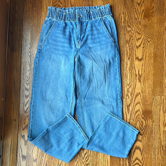 American Eagle High Waist Elastic Waist Jeans, Size 8 - Picture 1 of 5